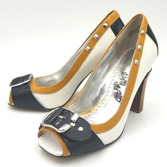 NAUGHTY MONKEY PUMPS - Picture 2 of 11